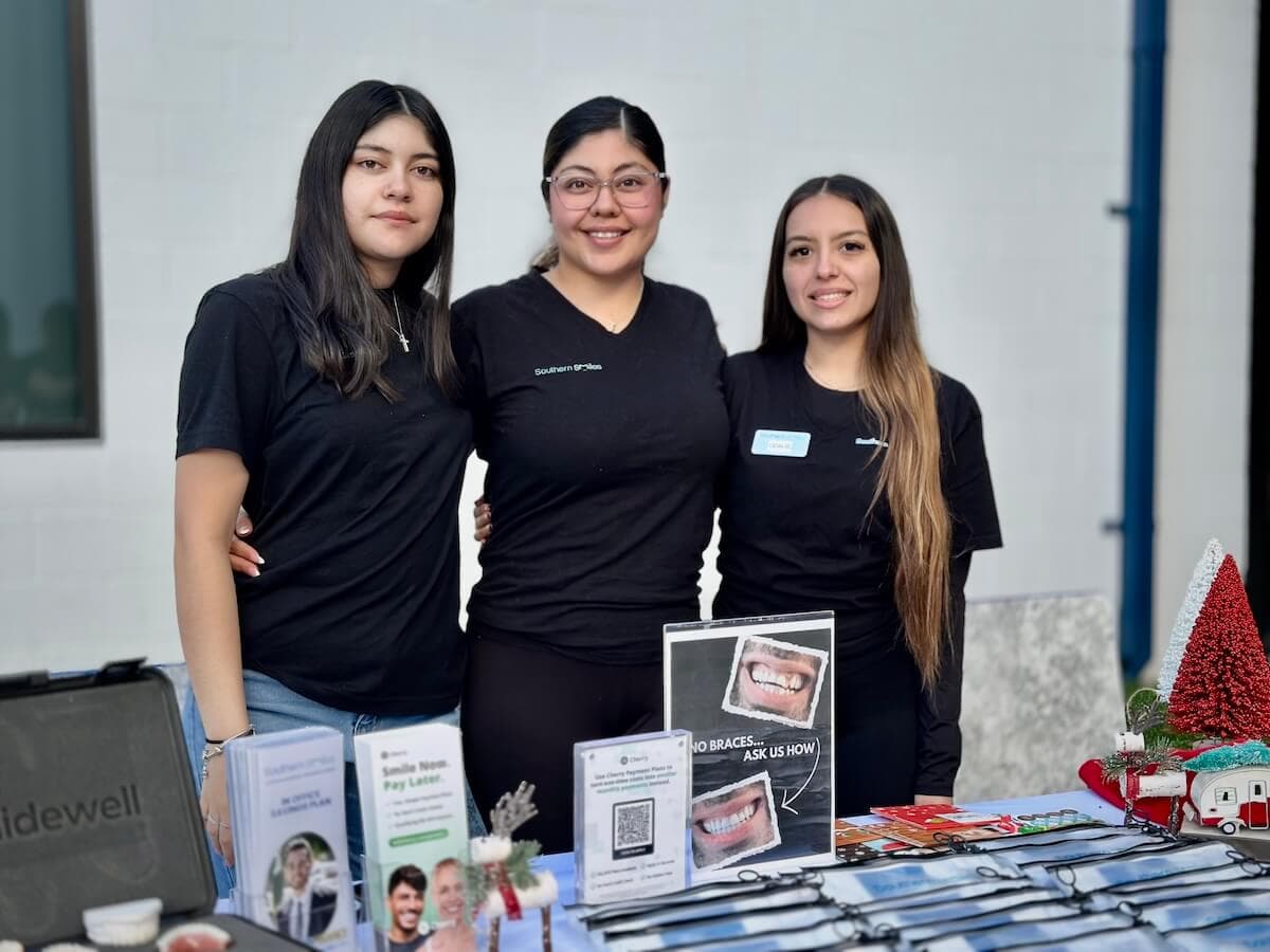 Southern Smiles team at the Roosevelt Elementary School Fair, photo 2