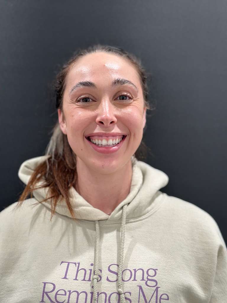 Drea antes de Invisalign en Southern Smiles